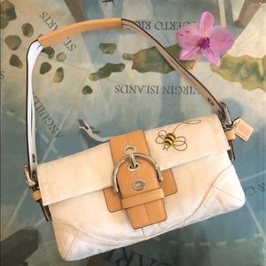 Coach Hobo Soho W Signature Logo Bumble Bee 🐝